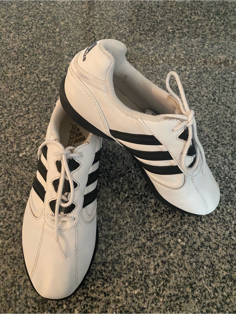 adidas Women's White and Black Lace-Up Traxion Golf Shoes